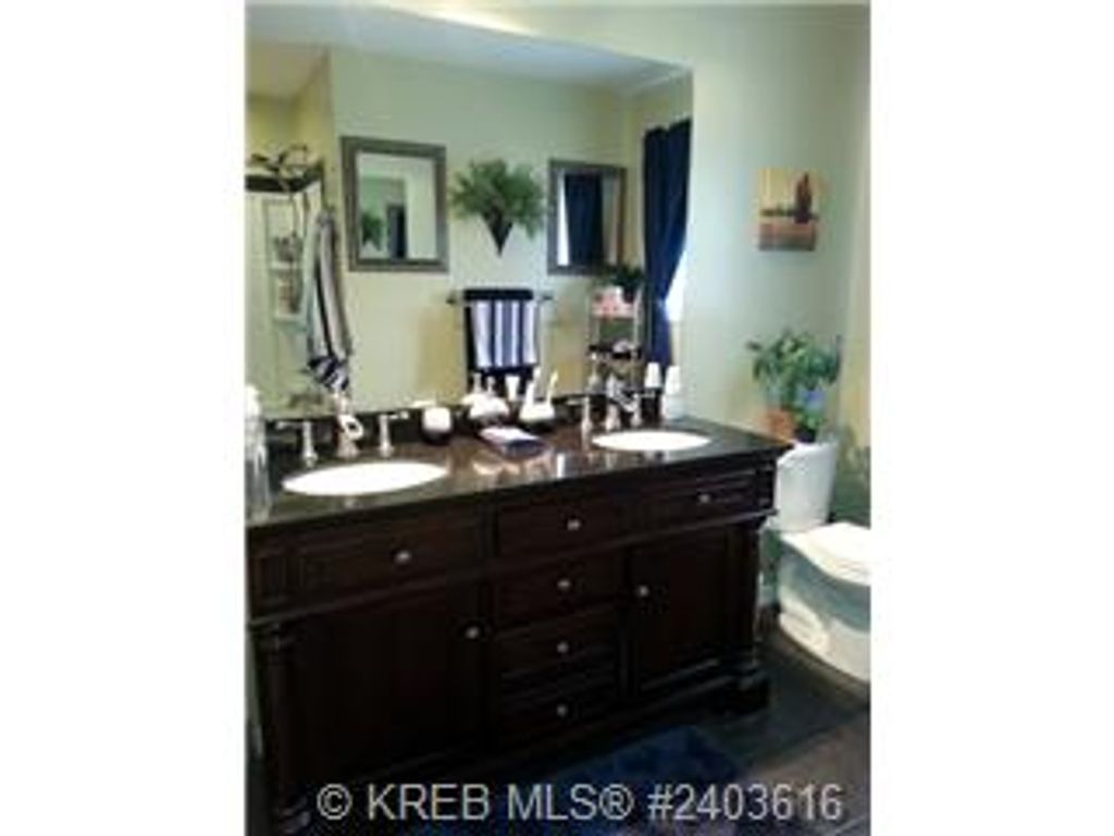 listing image 16517934209628708439