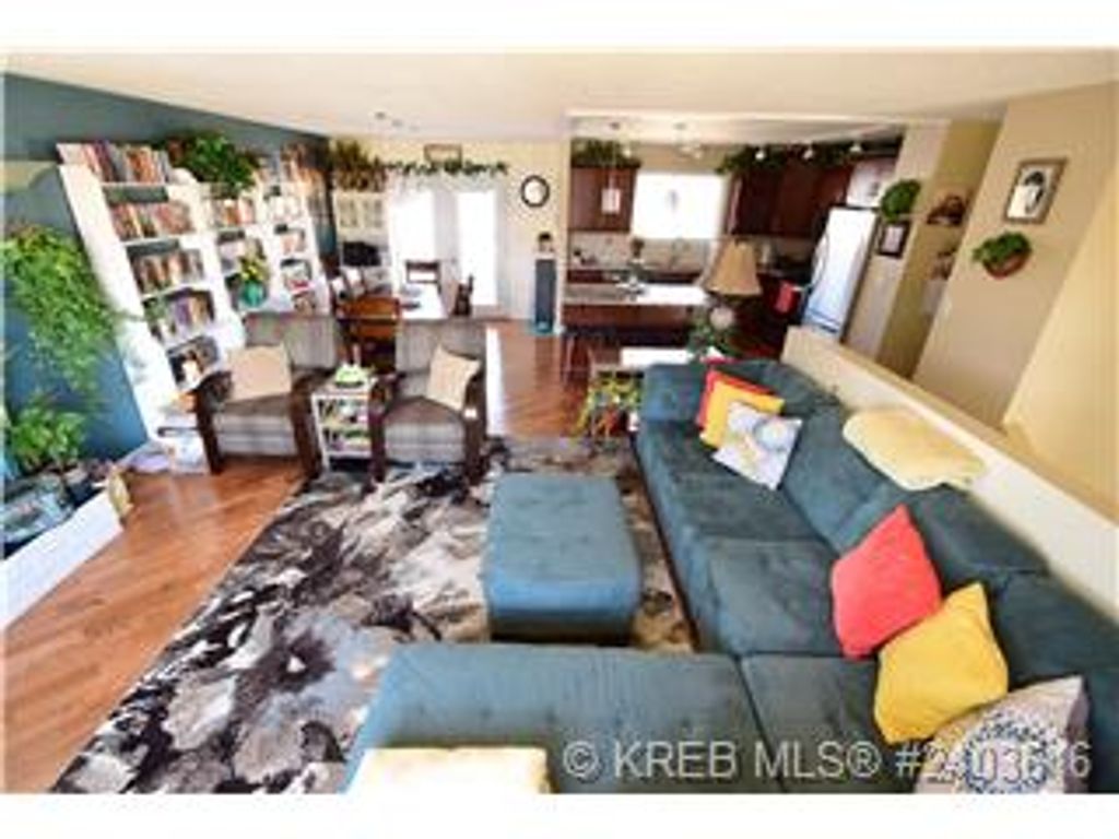listing image 16515231162538283879