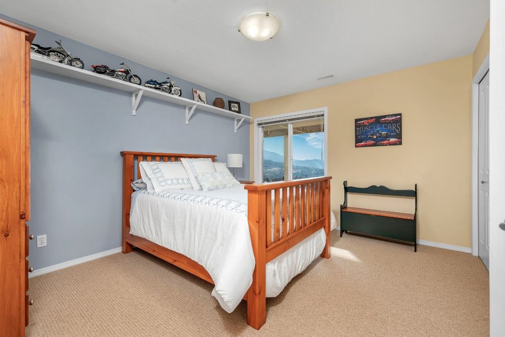 listing image 16516523315571431914