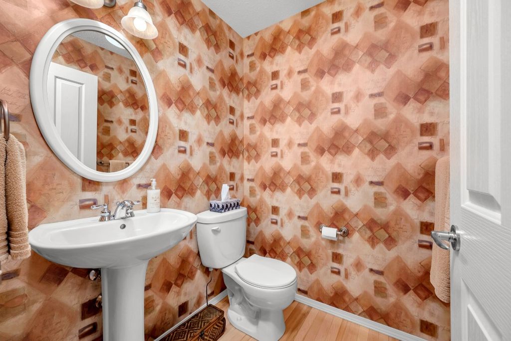 listing image 16514914592598330222