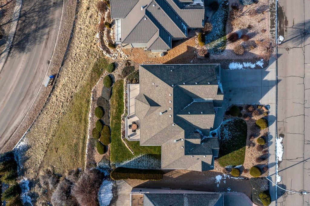 listing image 16519448428781543317