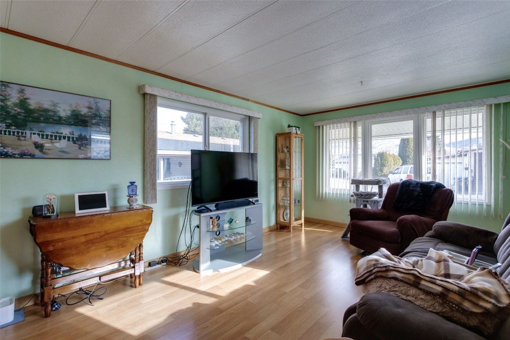 listing image 16514334754206832648