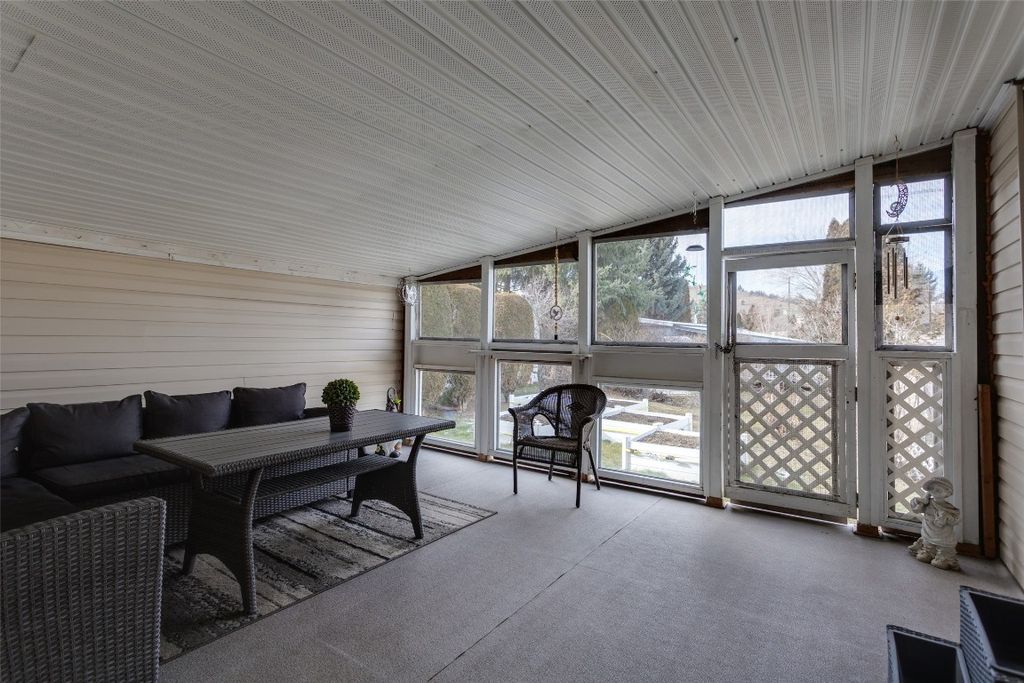 listing image 16519444892239305366