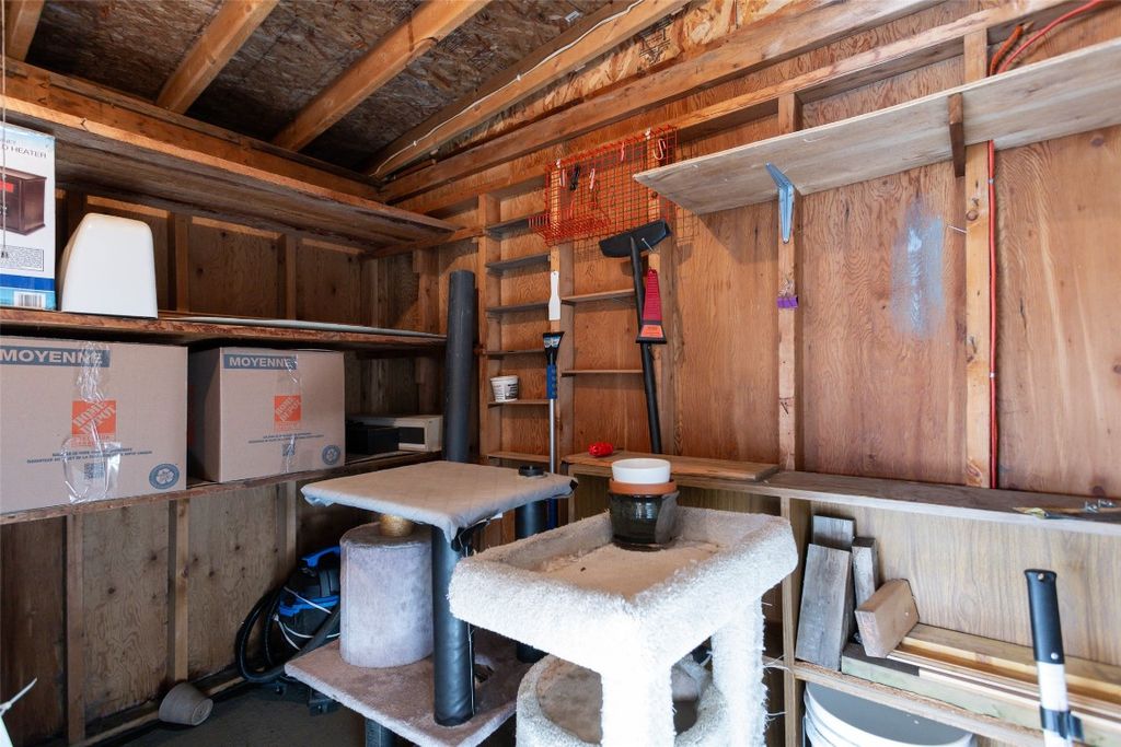 listing image 16512190390340678046