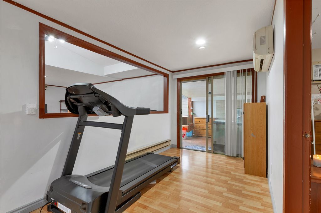 listing image 16510612814600189127