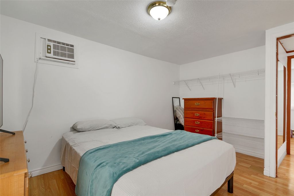listing image 16512740654777450084
