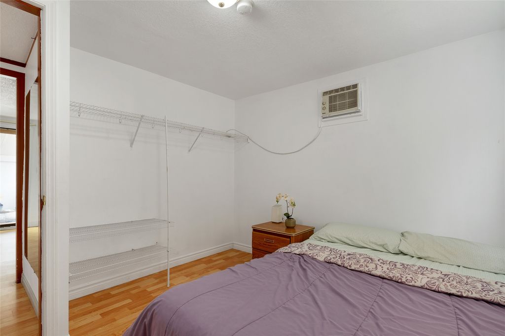 listing image 16519743987456134468