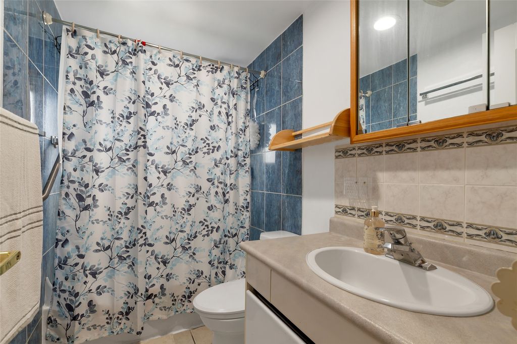 listing image 16513640434778300185