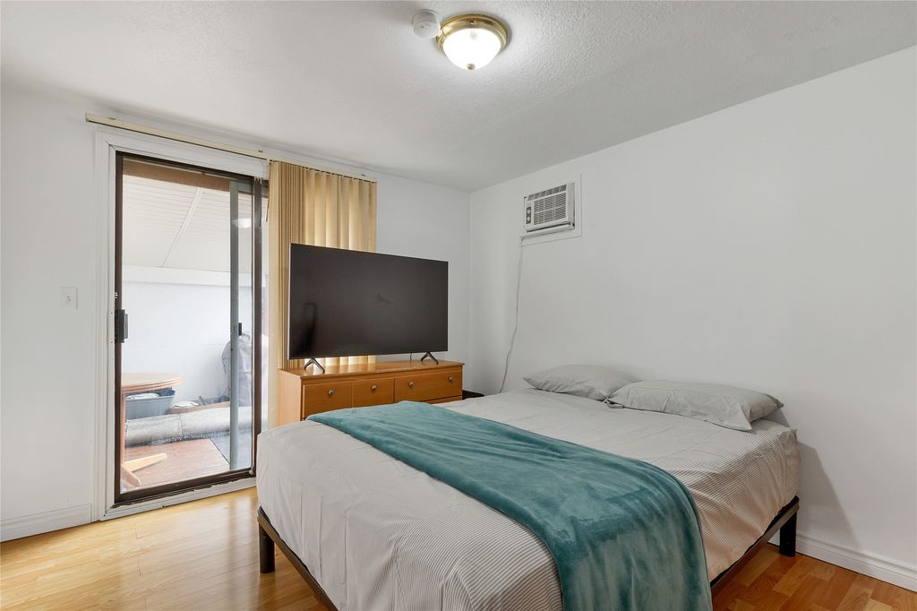 listing image 16515242252048784450