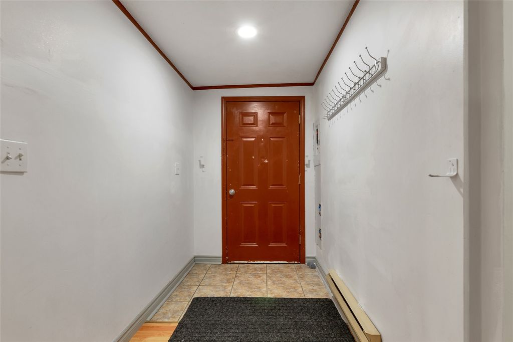 listing image 16511129650525156283