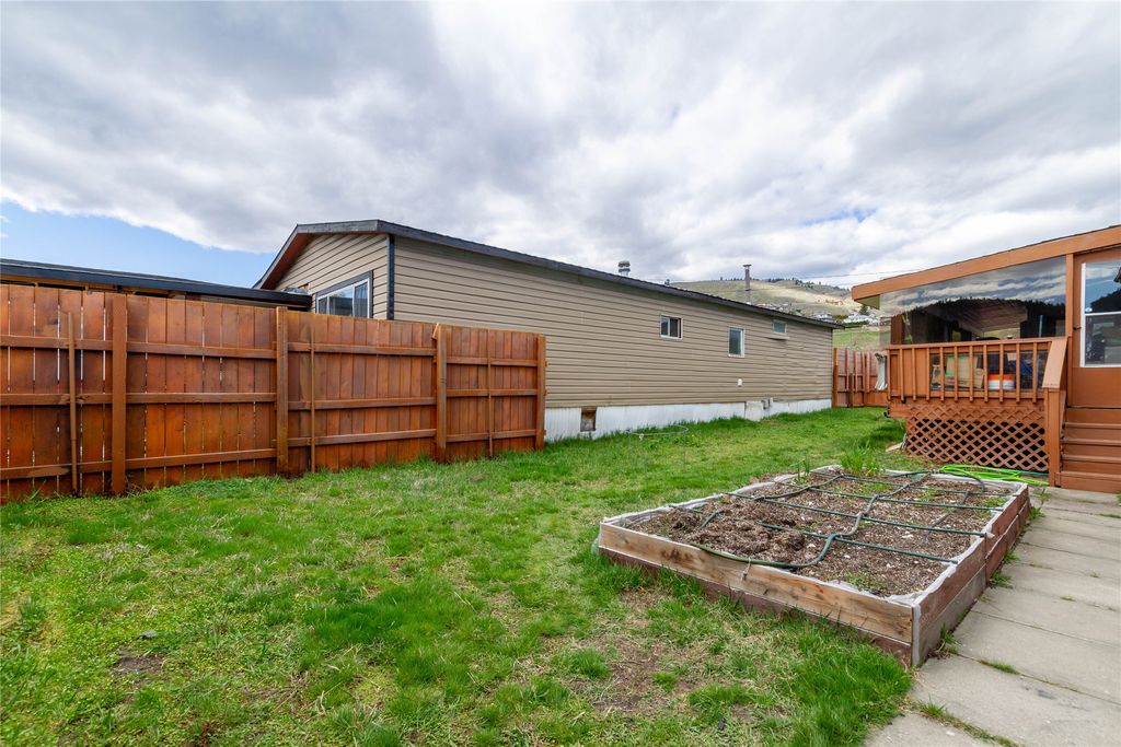 listing image 16510631932120942794