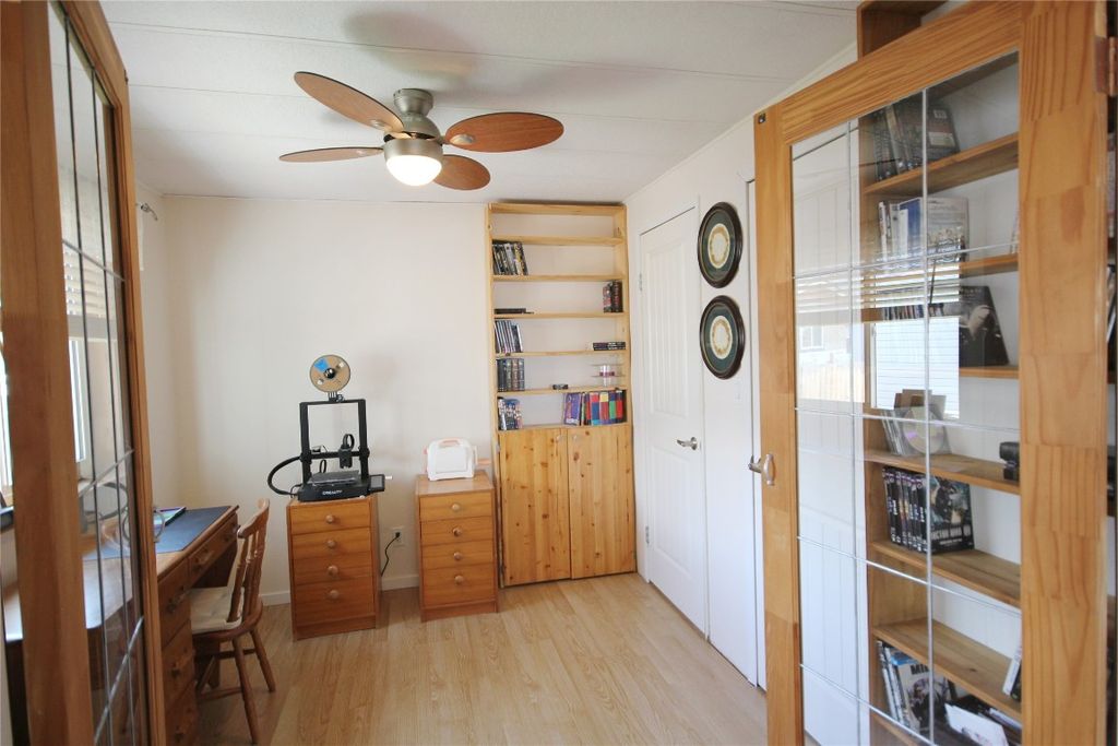 listing image 16517238950886384934