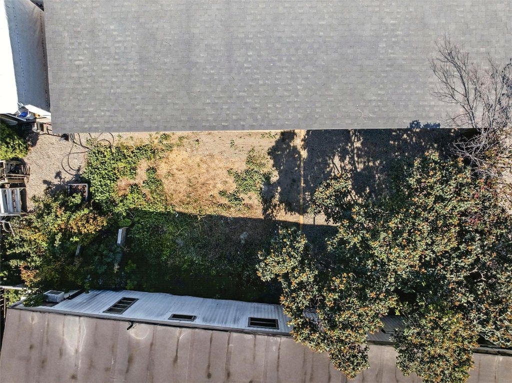 listing image 16516505259470360801