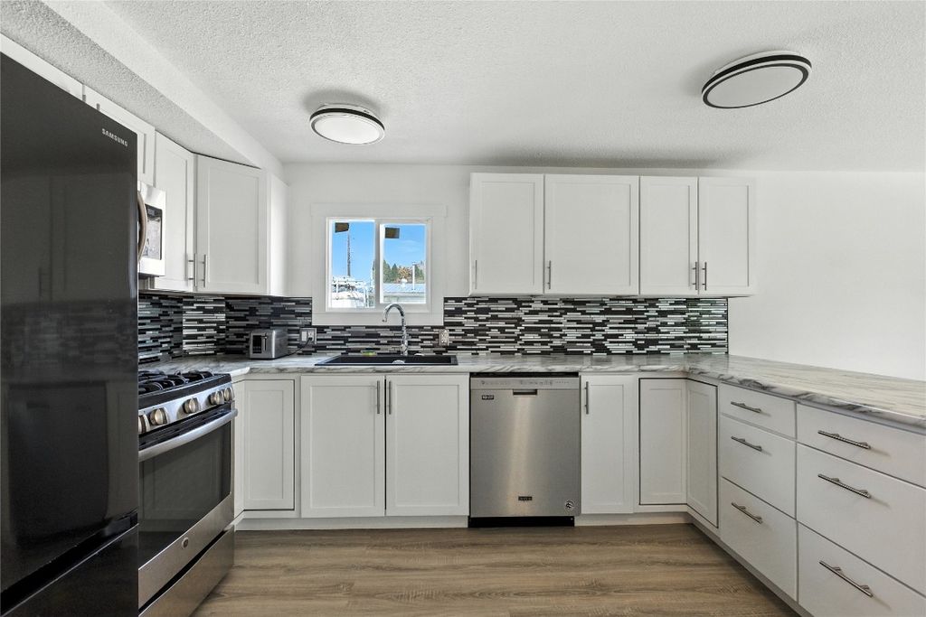 listing image 16515987324273477299