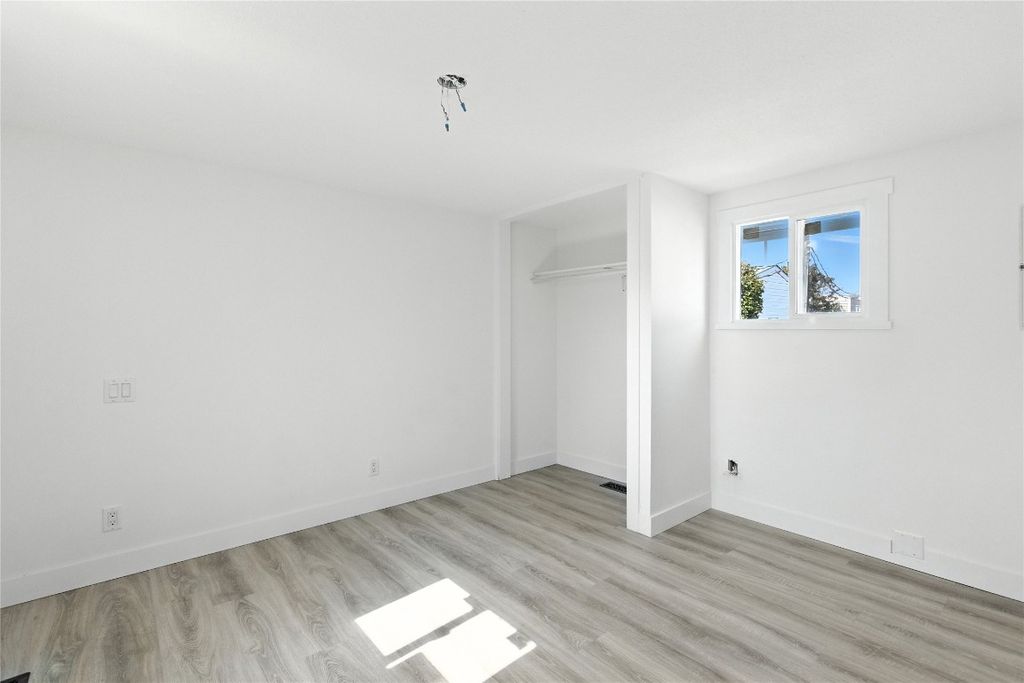 listing image 16512531288962711205