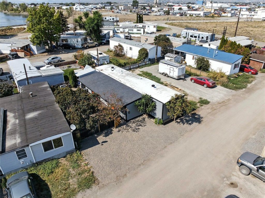 listing image 16518813298554933372