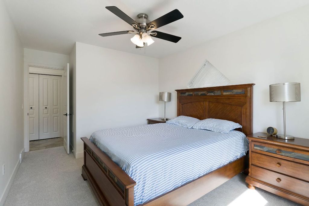 listing image 16519398315130213090