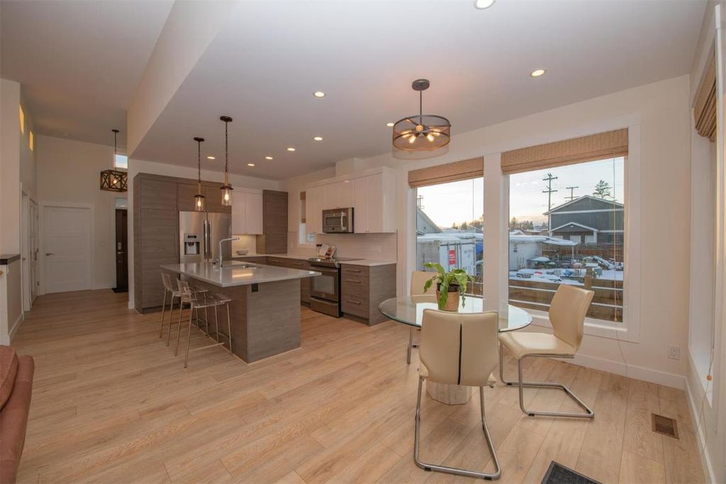 listing image 16513084124589050569