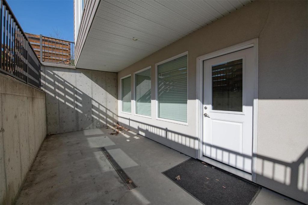listing image 16518377761884902988