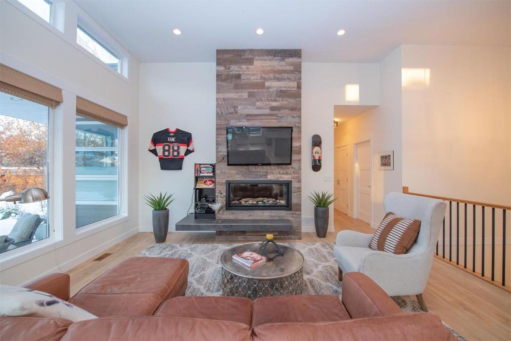 listing image 16512986828139710448
