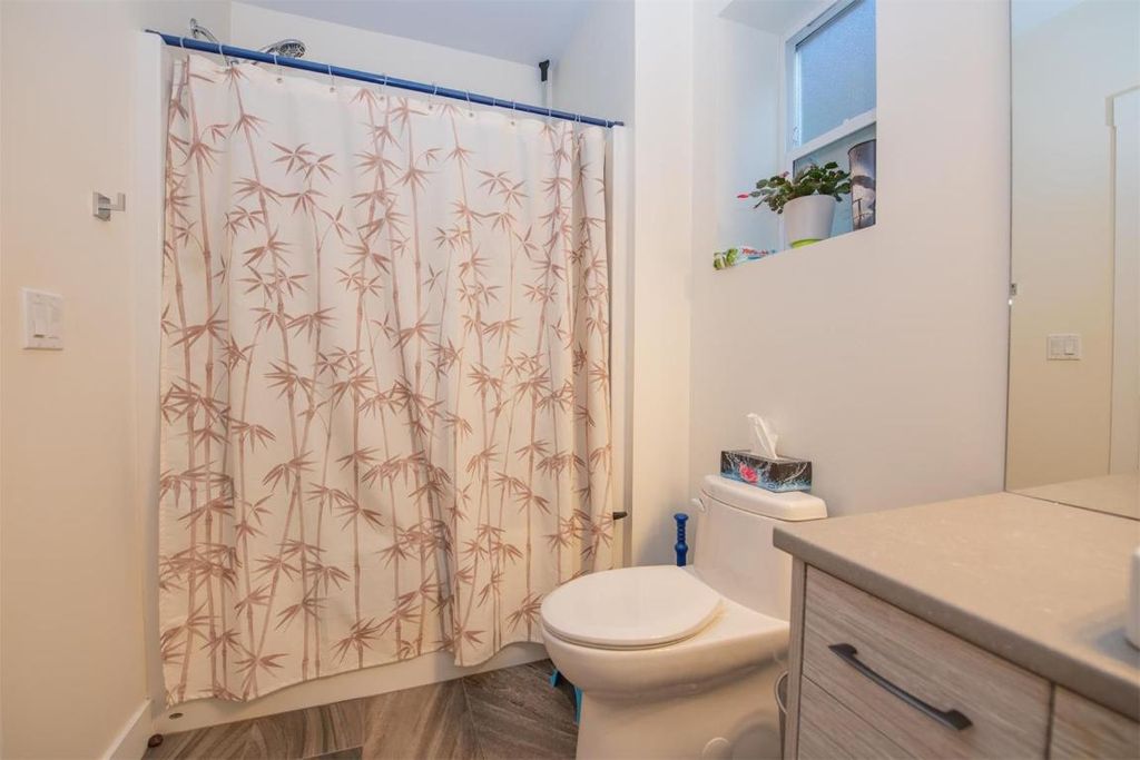 listing image 16514525353622350823