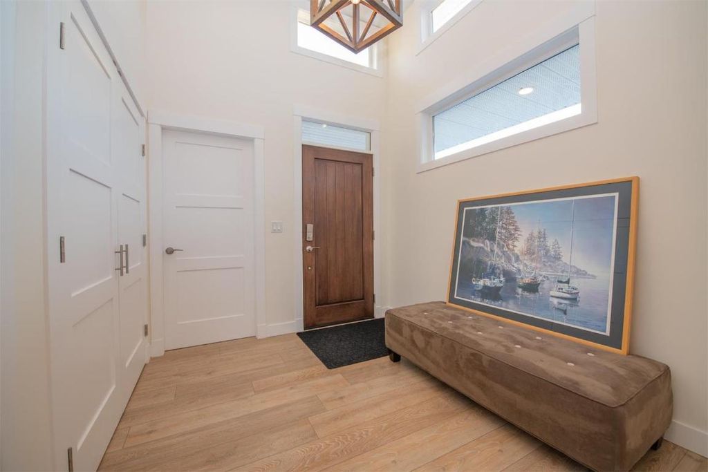 listing image 16517391960834998563