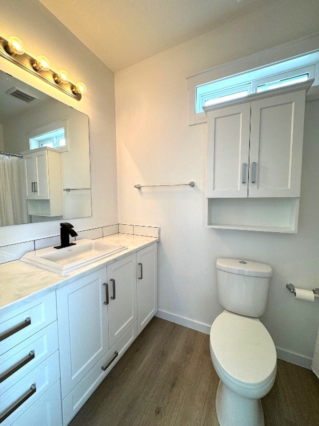 listing image 16515177596009579182