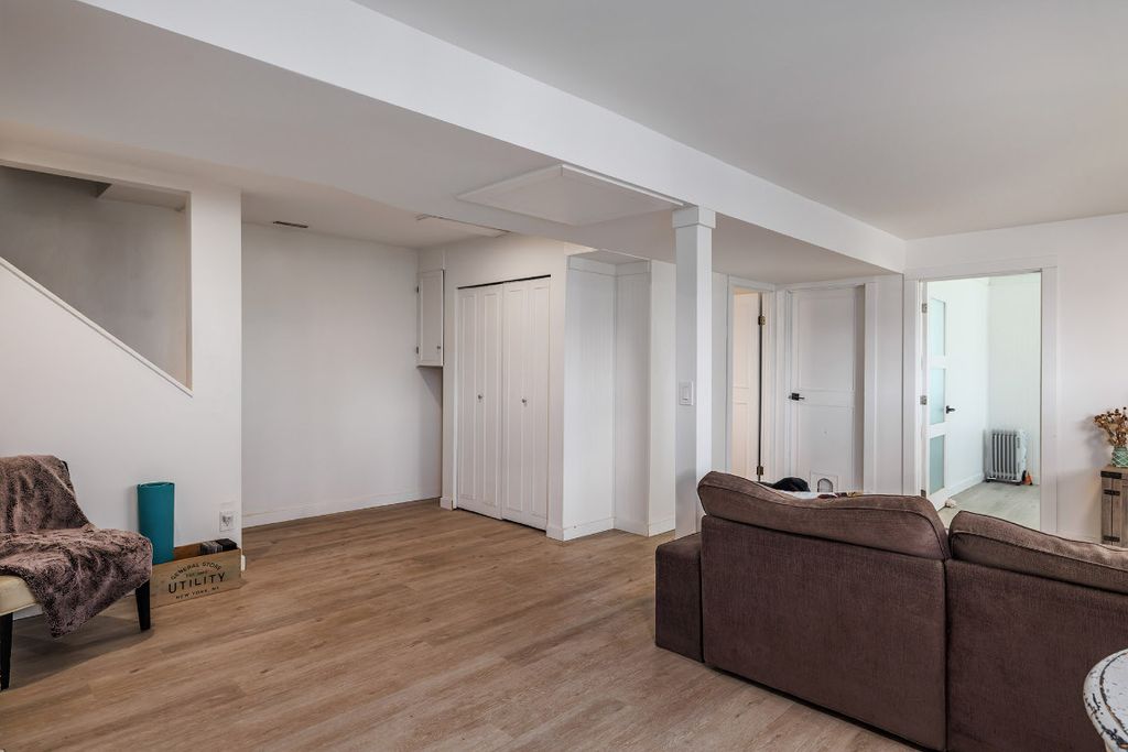 listing image 16510733296522038000