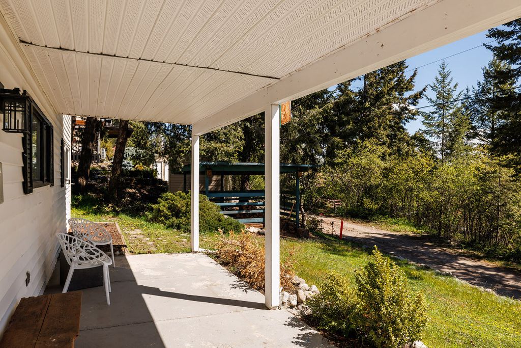listing image 16518245071533265026