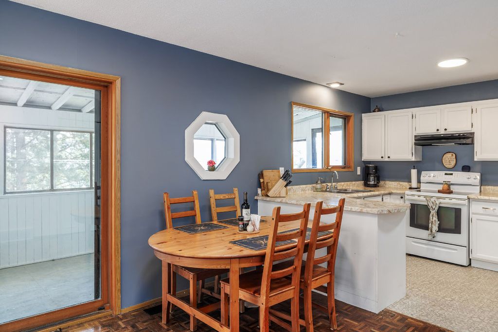 listing image 16514986900968559524