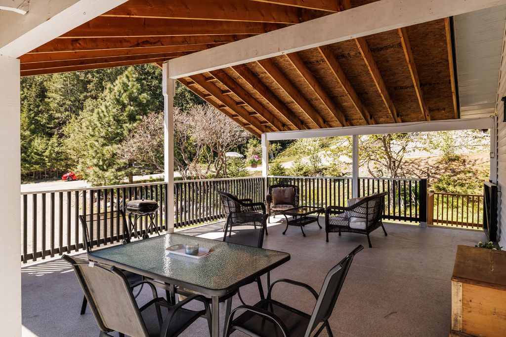 listing image 16515579288524463469