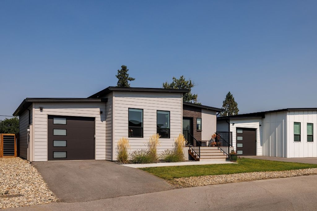 listing image 16513003418853316933