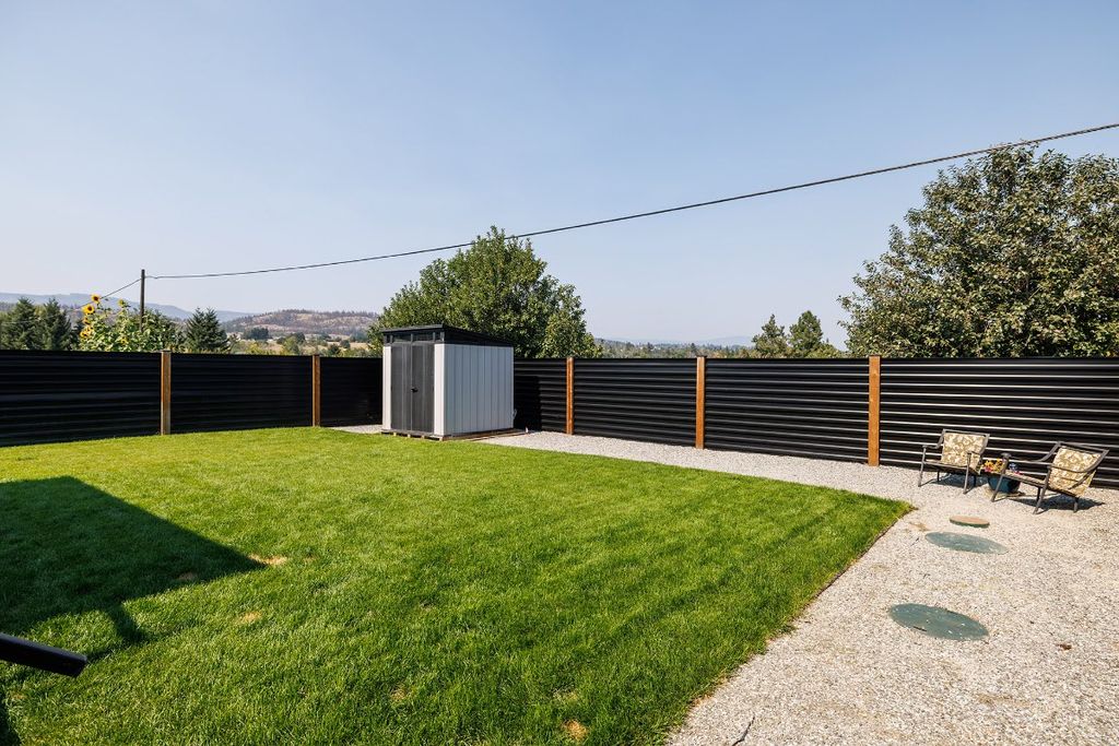 listing image 16510725334985916246