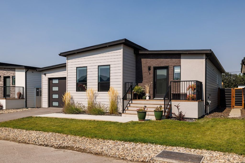 listing image 16514915885044336345