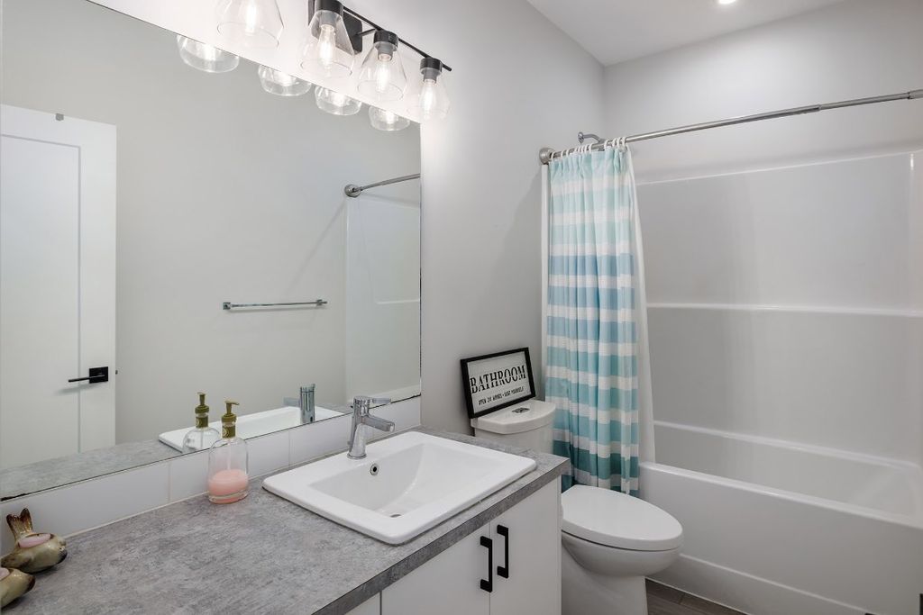 listing image 16511438661272137155