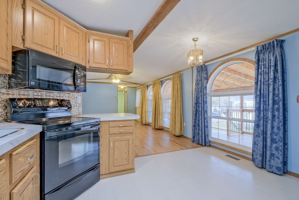 listing image 16518419205535342472