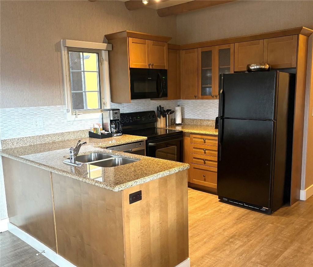 listing image 16511973610745028160