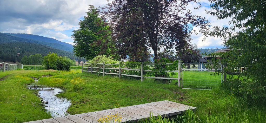 listing image 16517360713625696687