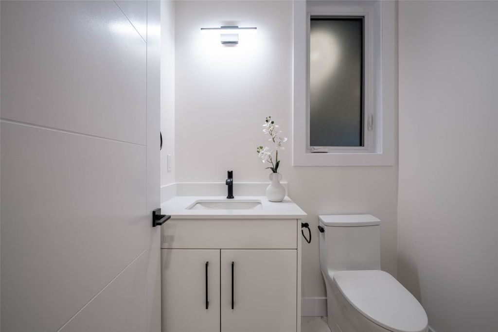 listing image 16517286278210029333