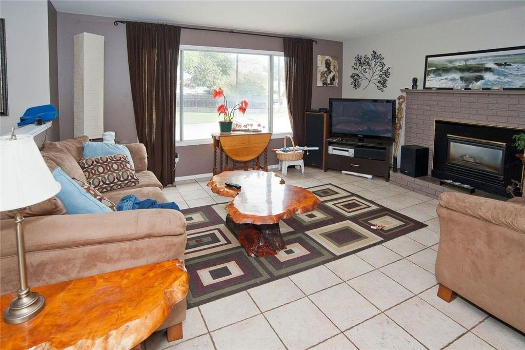 listing image 16511677795662592444