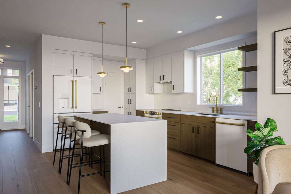 listing image 16511587606716871828