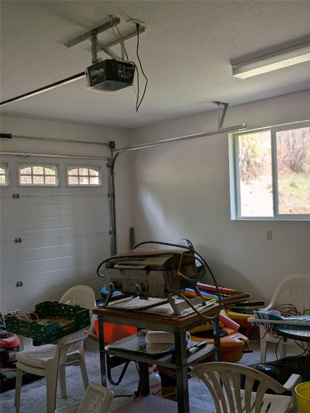 listing image 16518322843979009451