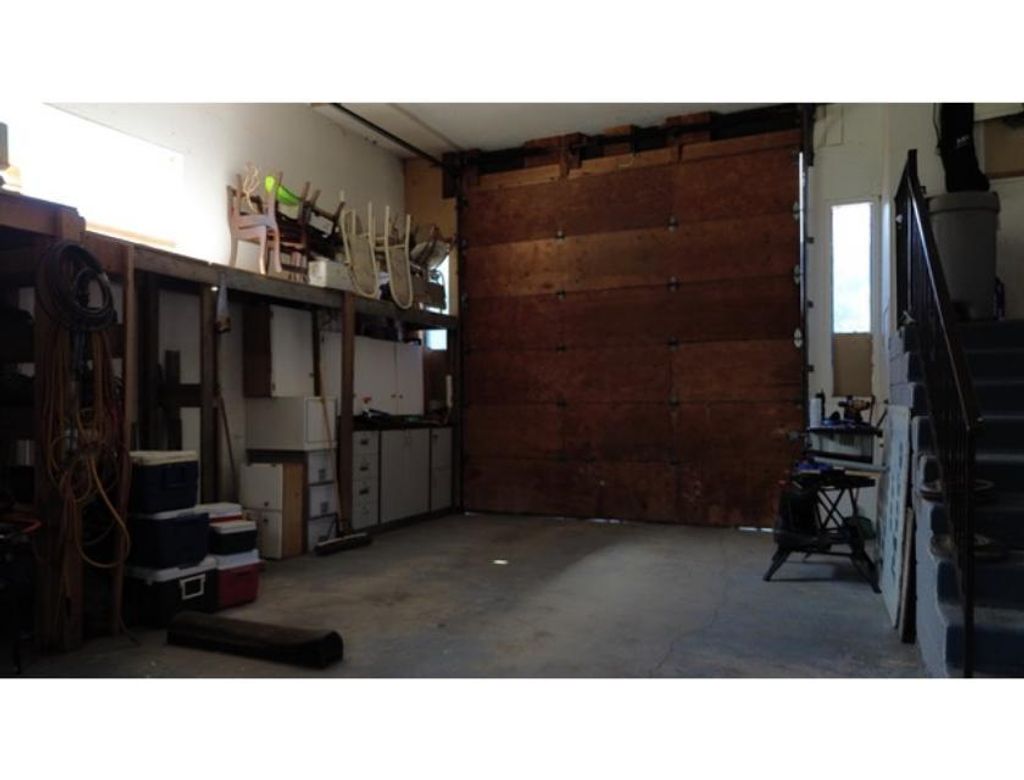 listing image 16512387884545318874