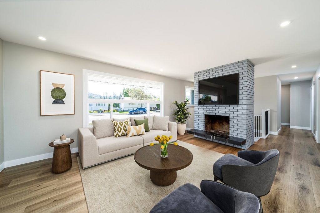 listing image 16513317433671388692