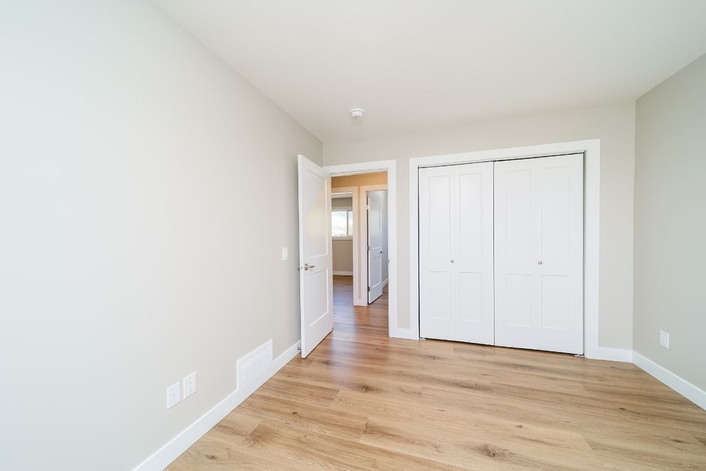listing image 16514755604846284014