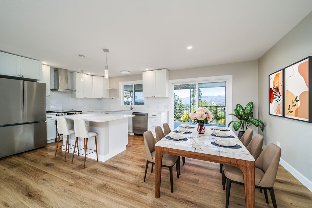 listing image 16513672842614092219