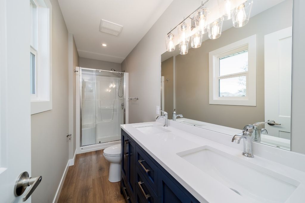 listing image 16515784697660355221