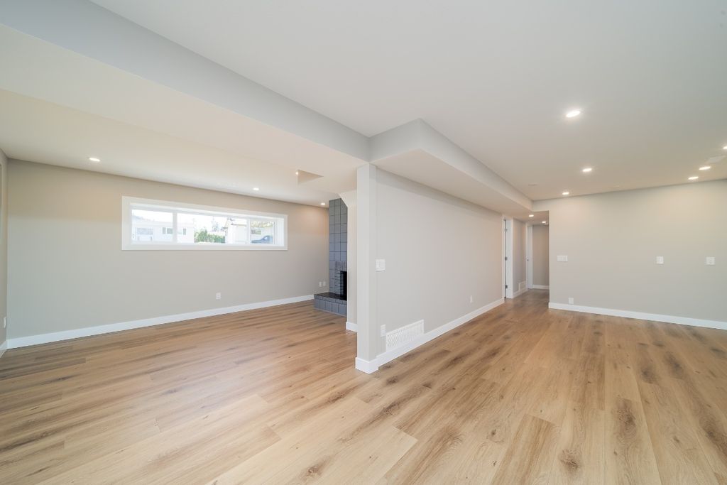 listing image 16514150364212688253