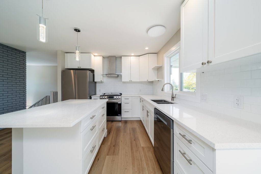 listing image 16510252826730552344