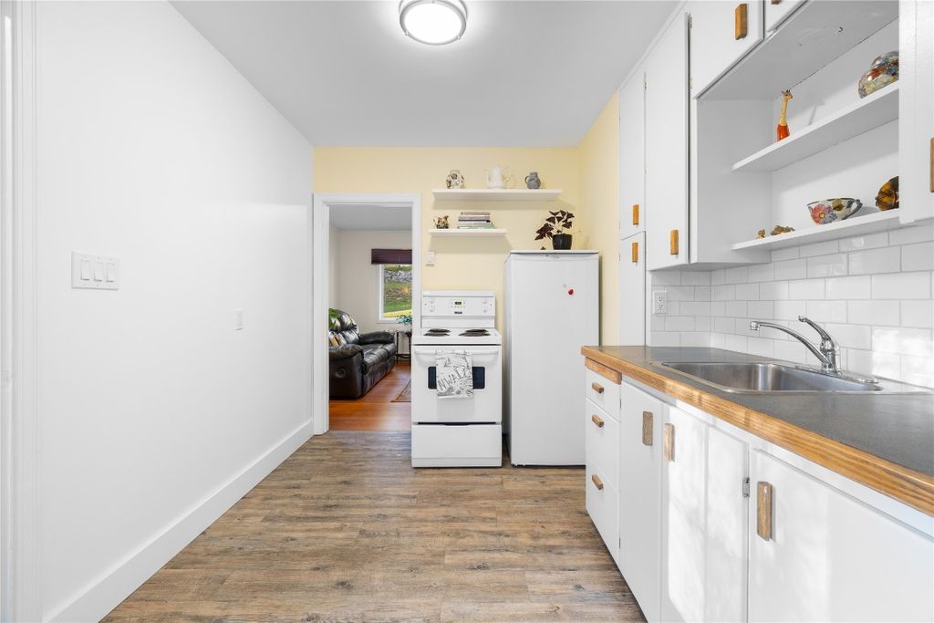 listing image 16515165226934474457